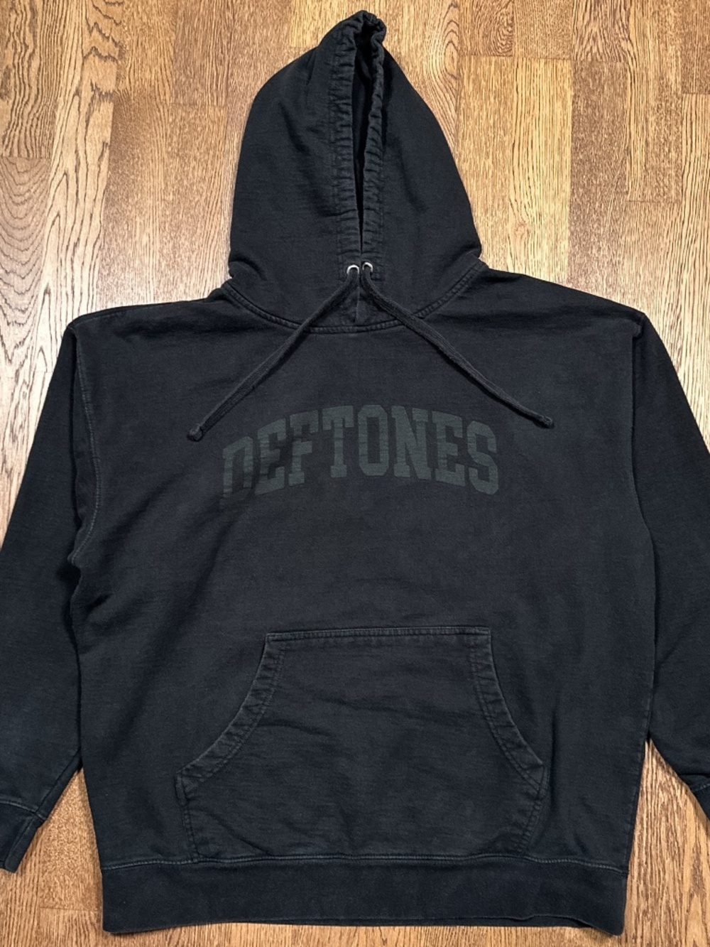 Deftones College Collegiate Logo Black on Black Rock Band Fleece Hoodie Mens XL